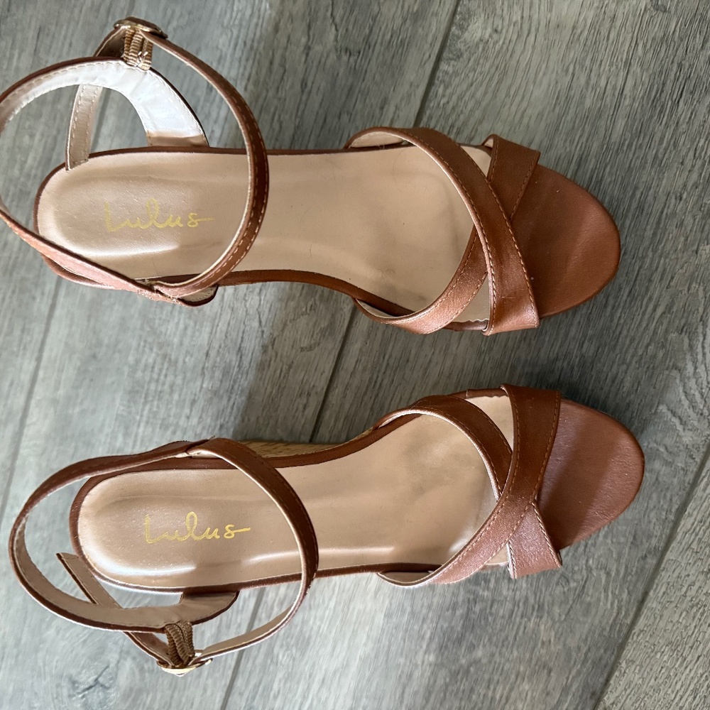 Brown wedges